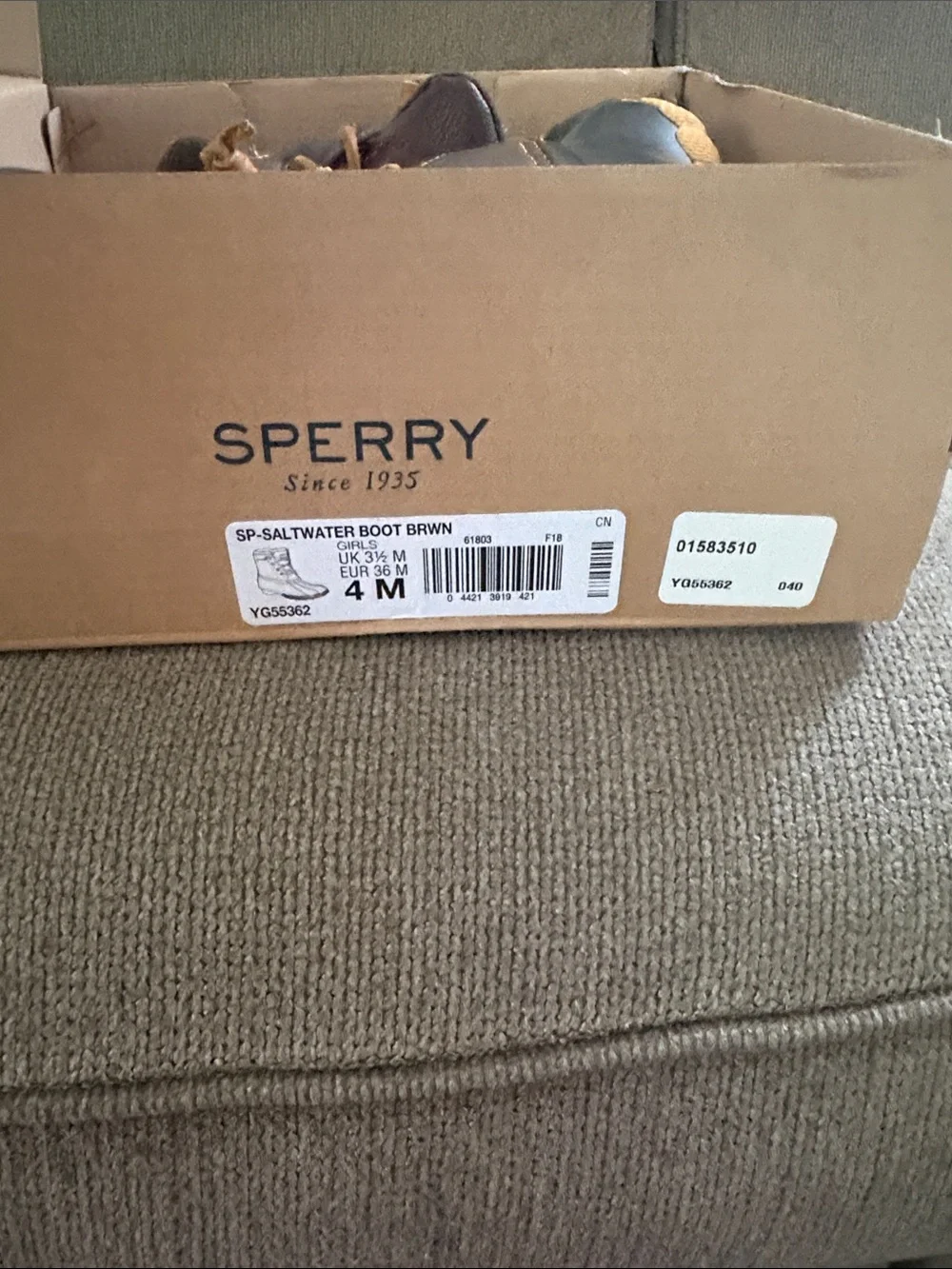 Sperry textured weather